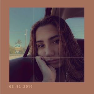 Meet your Posher, Charlynn